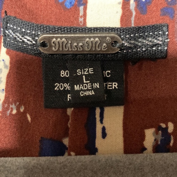 Miss Me faux fur vest Size Large - Picture 5 of 9